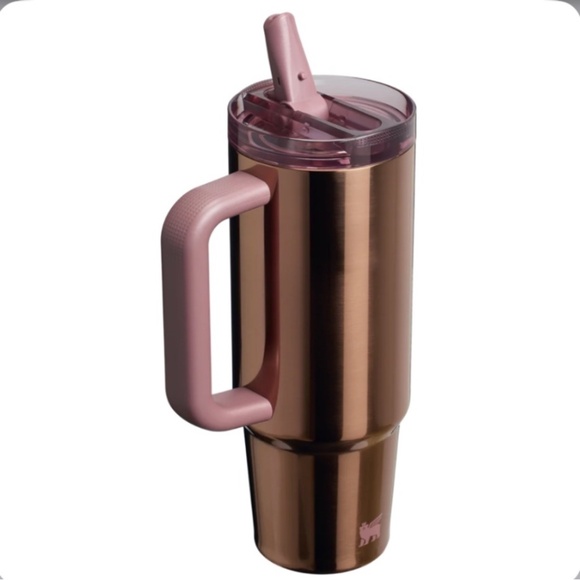 NIB Stanley The Quencher ProTour Flip Straw Tumbler | 30 OZ - Polished Rose gold - Picture 1 of 3